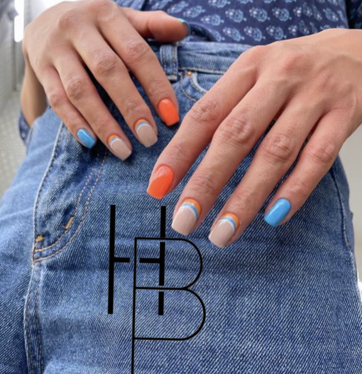 تمامی خدمات ناخن و پدیکور